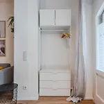 Stylisches Apartment Im Hansaviertel Берлин