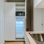 Апартаменты Stylisches Apartment Im Hansaviertel