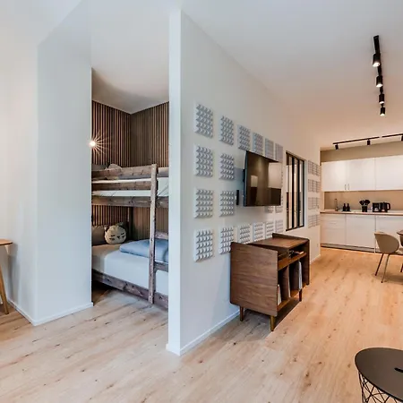 The Music - Newly Renovated Appartement